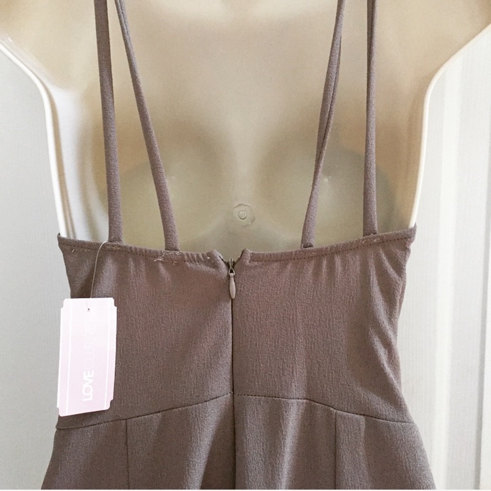 Crepe Solid Romper - Taupe - NWT - Picture 5 of 5